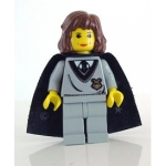 Minifig hp003 : Hermione (pull avec blason Poudlard, jambes gris clair, cape noire)
